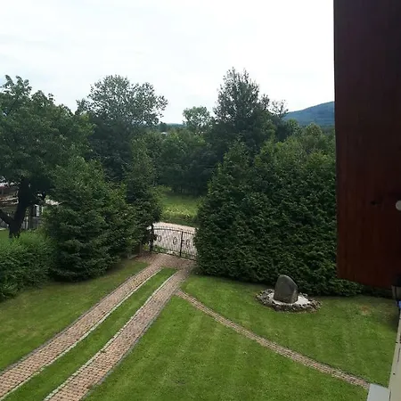Dom Pod Ksieza Gora Privatunterkunft *